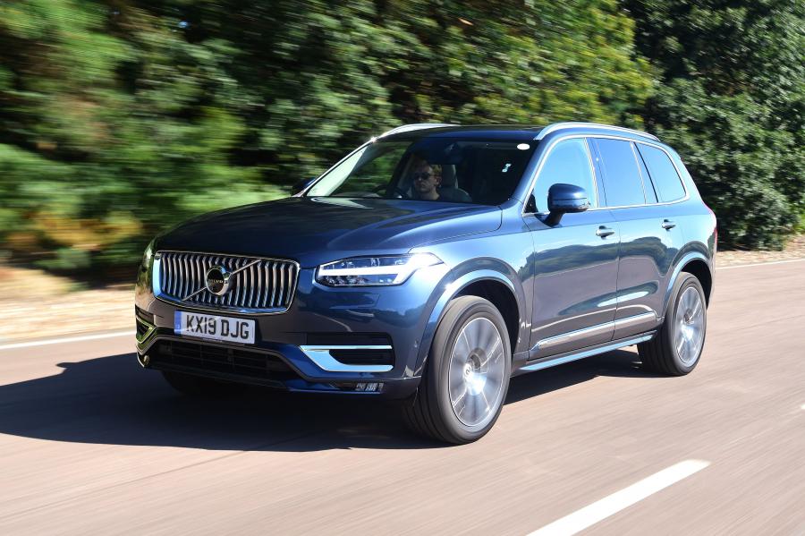  Volvo XC90 B5 Inscription 2019 года  (UK) (фото 1 из 40)